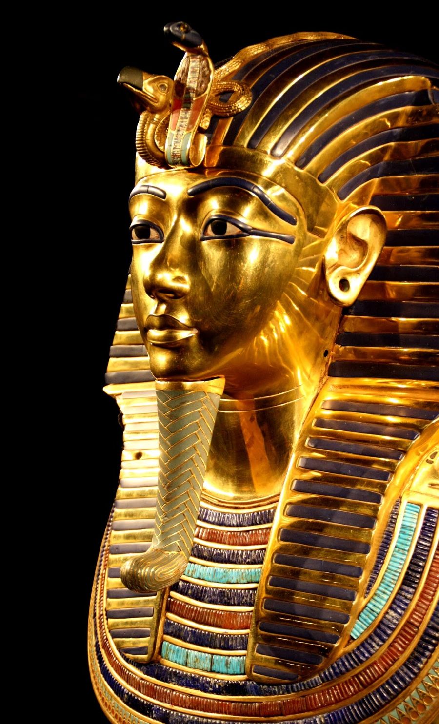 Máscara funeraria de oro de Tutankamón